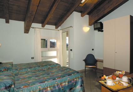 Hotel Kristall Loiano Szoba fotó