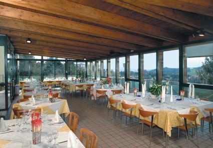 Hotel Kristall Loiano Kültér fotó